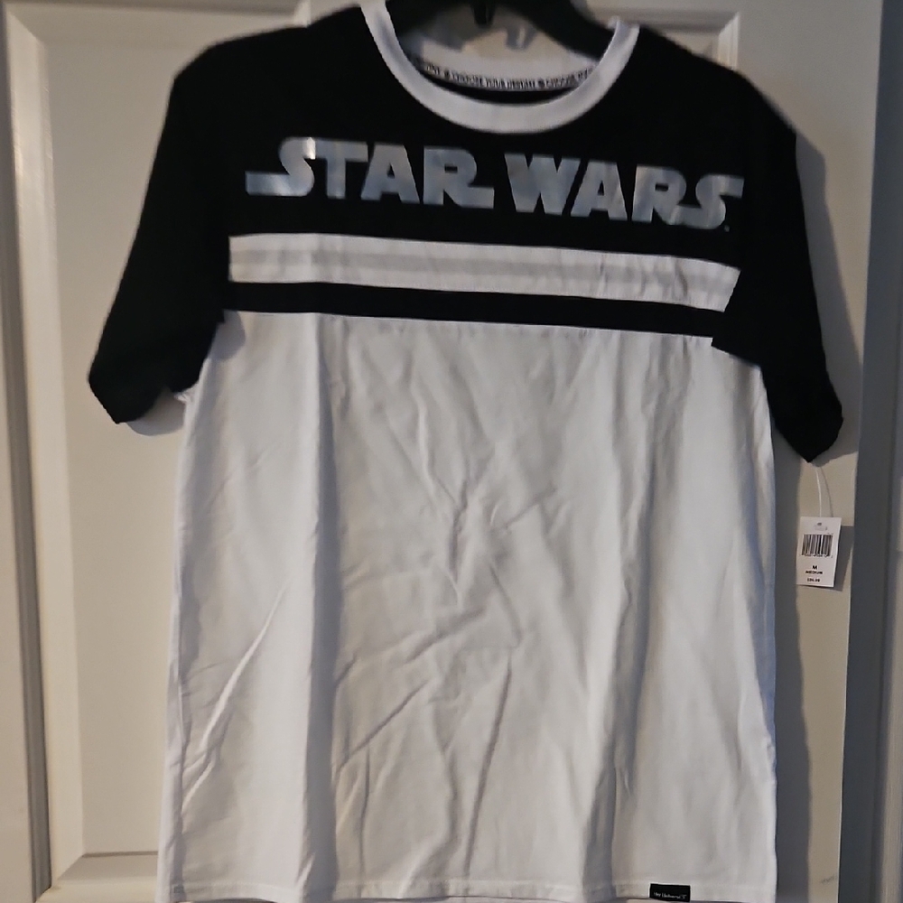 Unisex Star Wars  Black & White Graphic Tee M